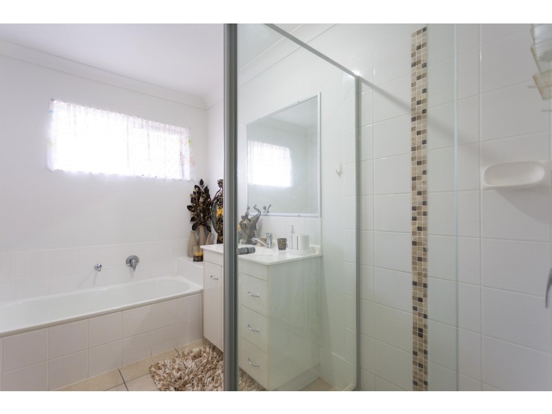 6 Helmsman Drive, Bucasia QLD 4750