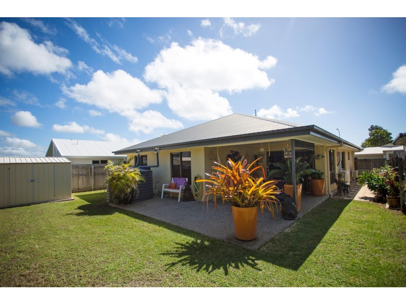 6 Helmsman Drive, Bucasia QLD 4750