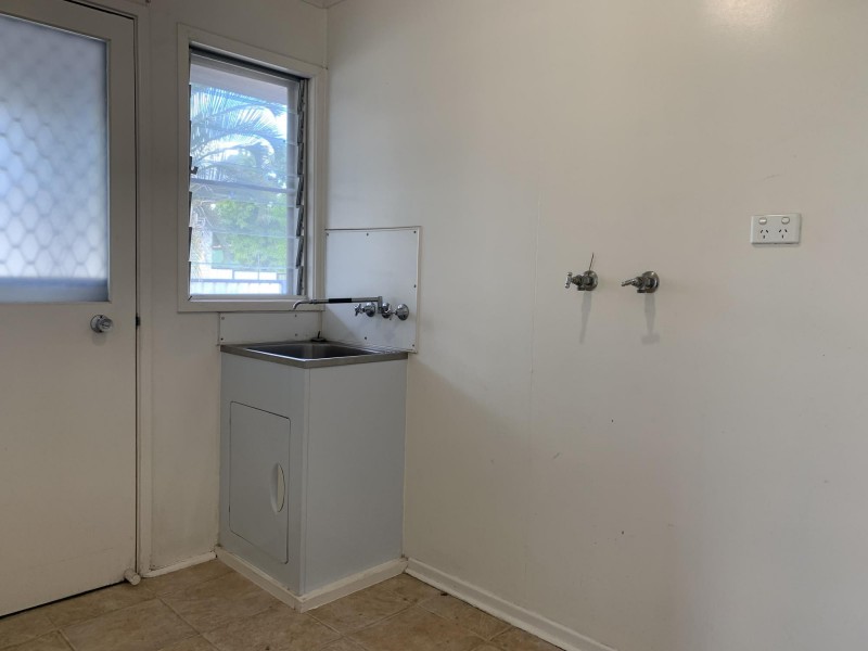 58 Mills Avenue, Moranbah QLD 4744