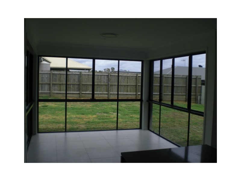 17 MacPherson Street, Moranbah QLD 4744