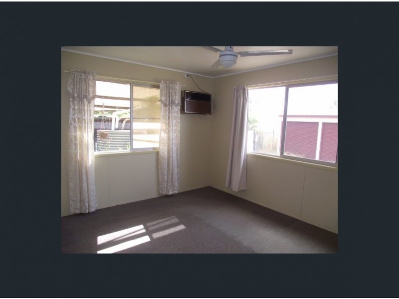25 Archer Drive, Moranbah QLD 4744