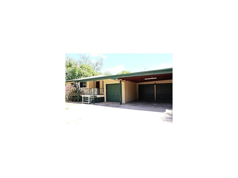 147 Mills Avenue, Moranbah QLD 4744