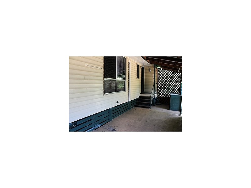 147 Mills Avenue, Moranbah QLD 4744