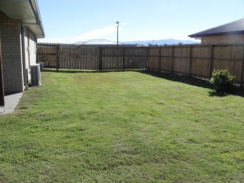 11 Isobel Avenue, Mirani QLD 4754