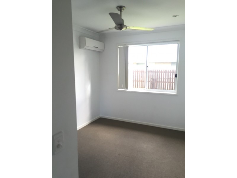 8 O’neill Place, Marian QLD 4753