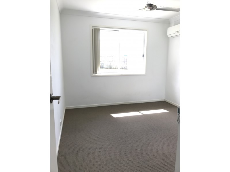 8 O’neill Place, Marian QLD 4753