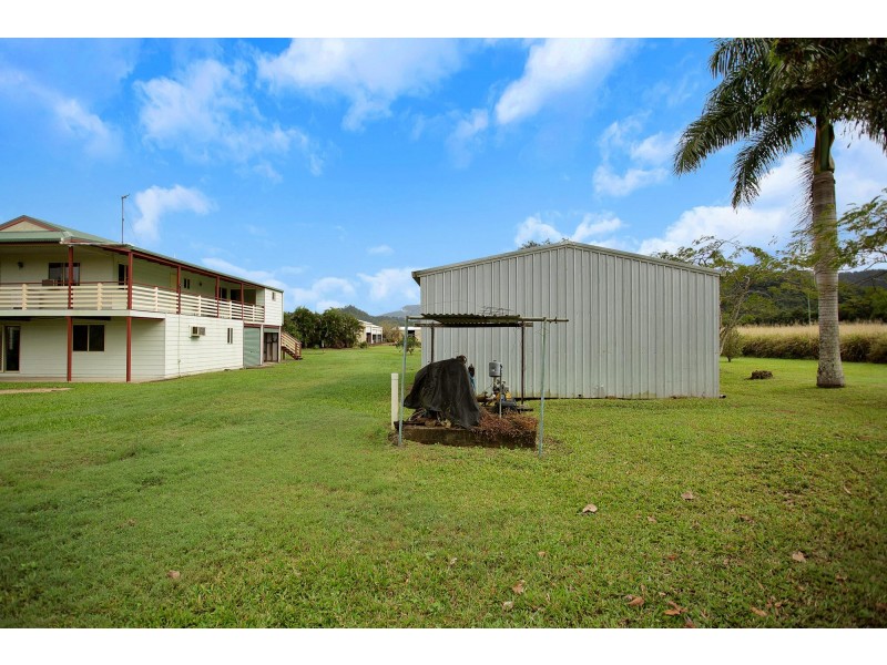 14 Langdon-Lumburra Road, Dows Creek QLD 4754