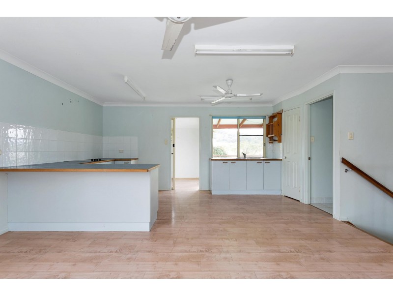 14 Langdon-Lumburra Road, Dows Creek QLD 4754