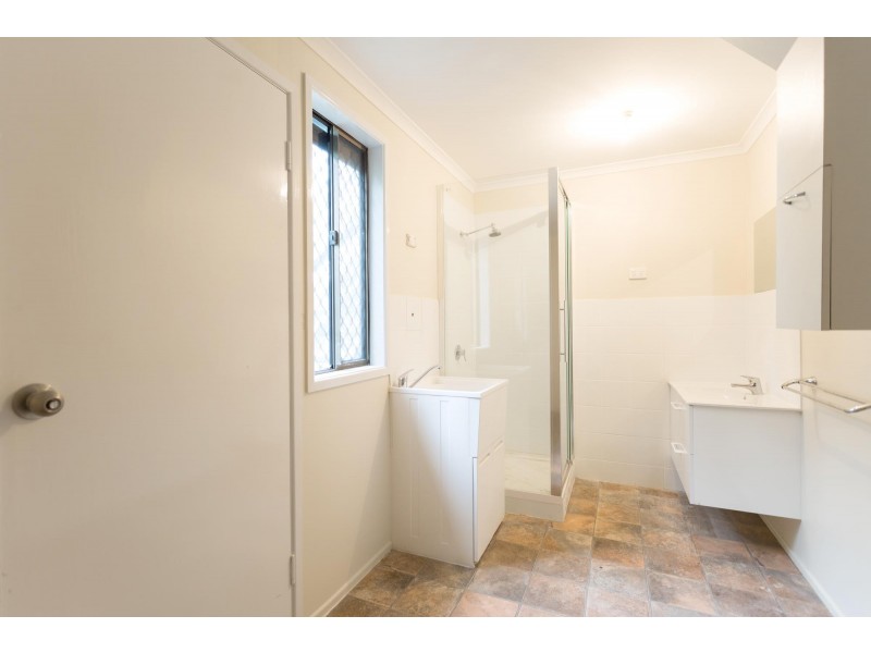 4 Jacaranda Street, Andergrove QLD 4740
