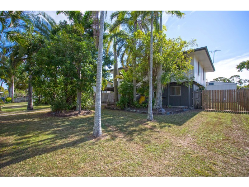 4 Jacaranda Street, Andergrove QLD 4740