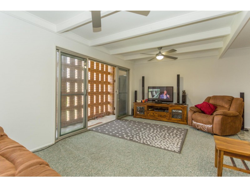27 Beaconsfield Road, Beaconsfield QLD 4740