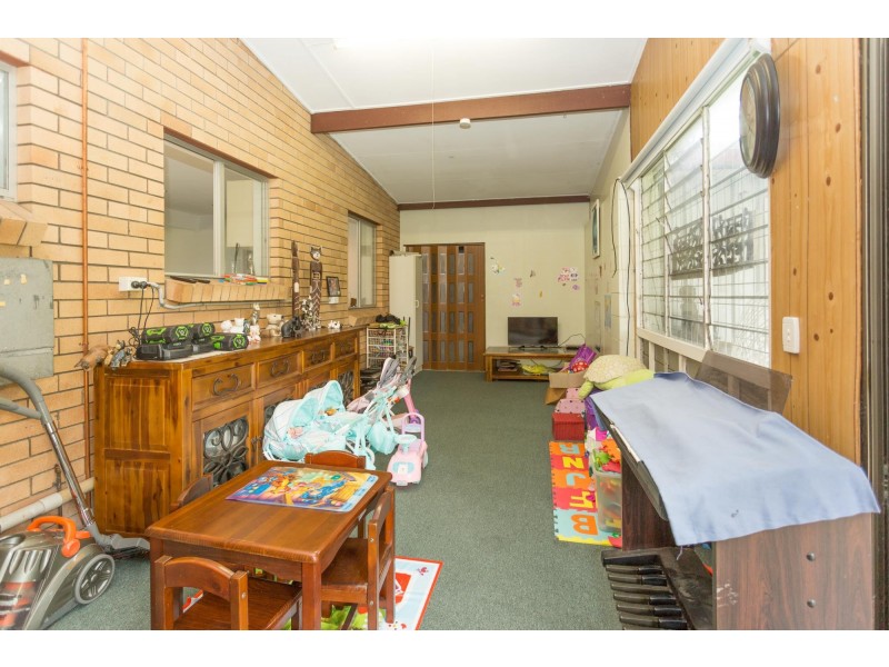 27 Beaconsfield Road, Beaconsfield QLD 4740