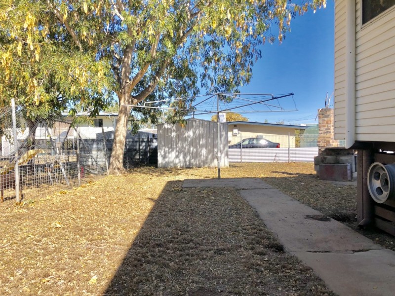 30 Beresford Crescent, Dysart QLD 4745