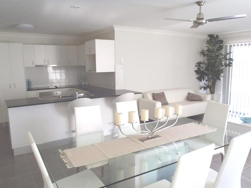 42 Schooner Avenue, Bucasia QLD 4750