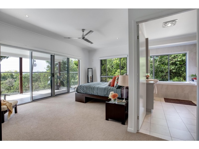 25 Ridgewood Drive, Farleigh QLD 4741