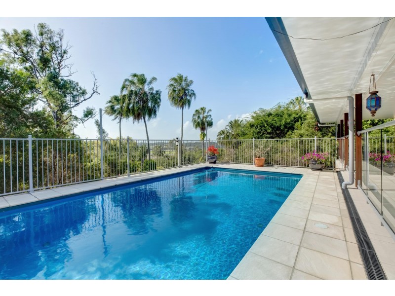 25 Ridgewood Drive, Farleigh QLD 4741