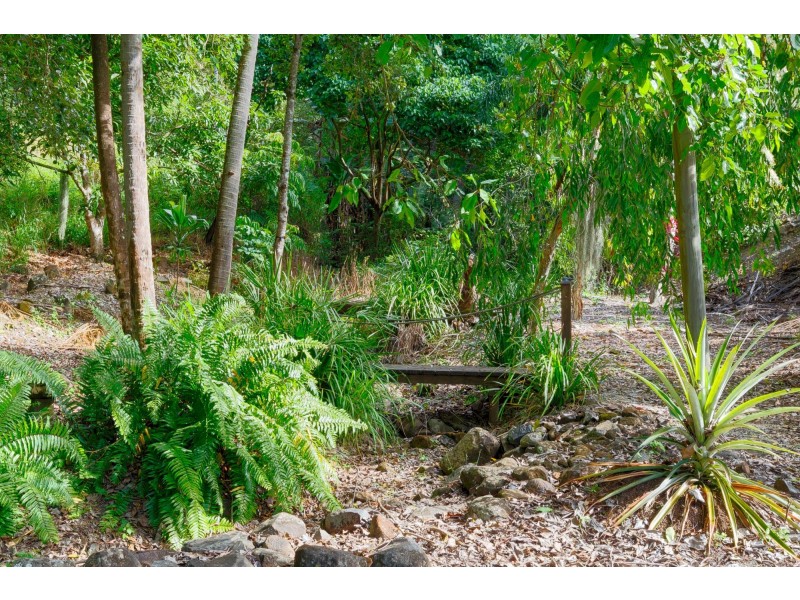 25 Ridgewood Drive, Farleigh QLD 4741