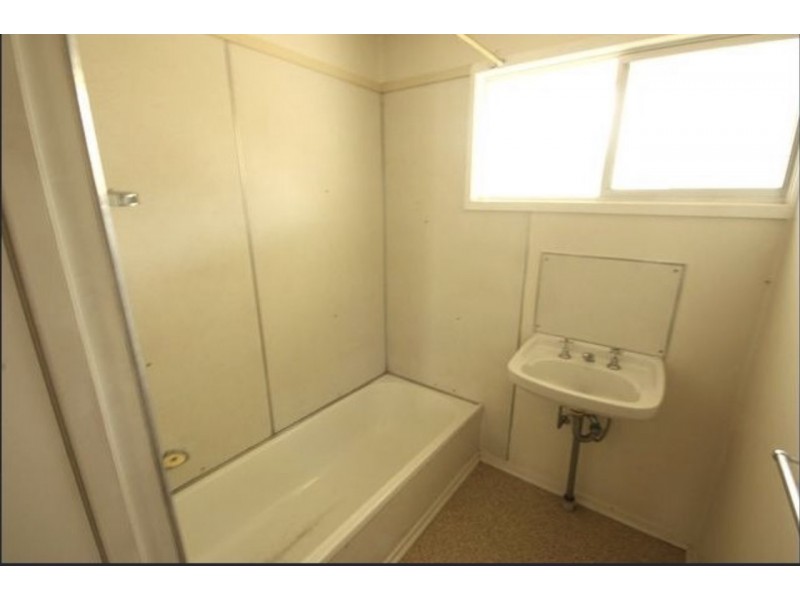 4 Purvis Court, Dysart QLD 4745