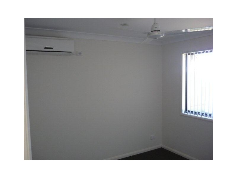 38 Naumann Street, Moranbah QLD 4744