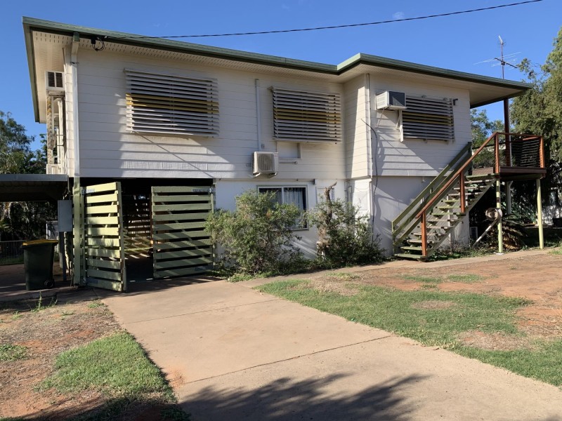 10 Clements, Moranbah QLD 4744