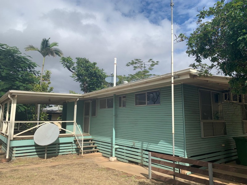 13 Cobb Court, Moranbah QLD 4744
