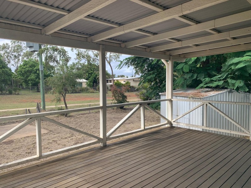 13 Cobb Court, Moranbah QLD 4744