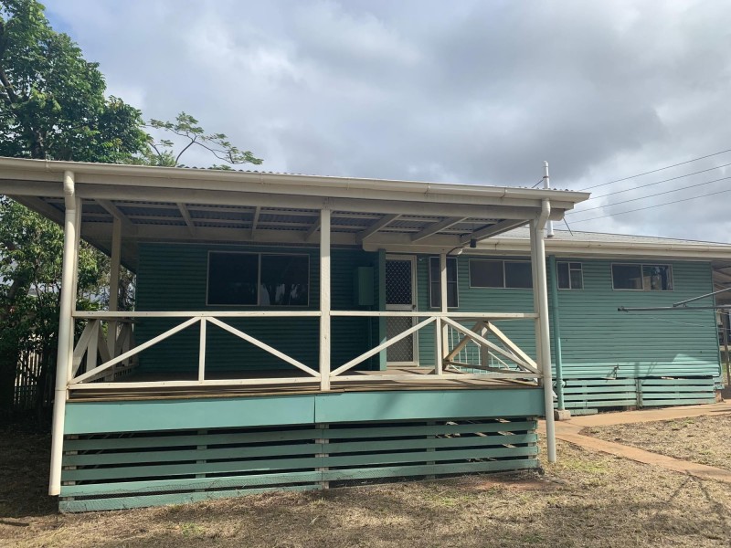 13 Cobb Court, Moranbah QLD 4744