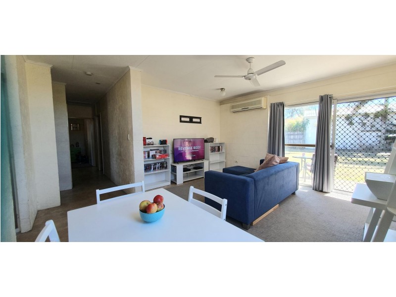 17 Leslie Street, Andergrove QLD 4740