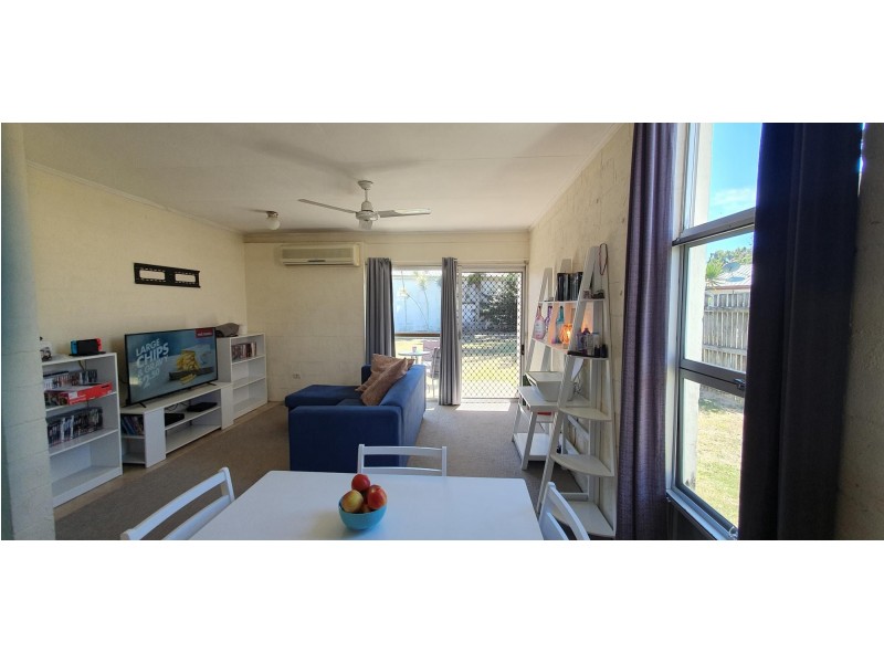 17 Leslie Street, Andergrove QLD 4740