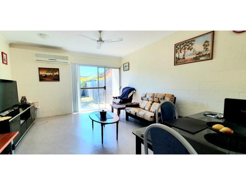 17 Leslie Street, Andergrove QLD 4740