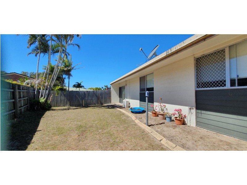 17 Leslie Street, Andergrove QLD 4740
