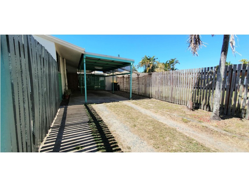 17 Leslie Street, Andergrove QLD 4740