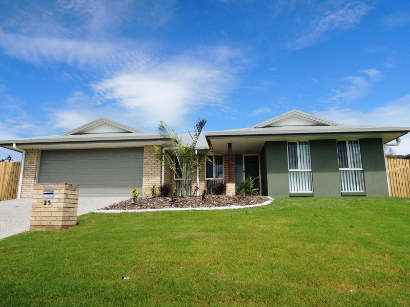 25 Hinze Circuit, Rural View QLD 4740