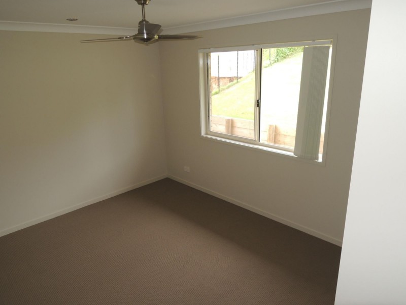 25 Hinze Circuit, Rural View QLD 4740