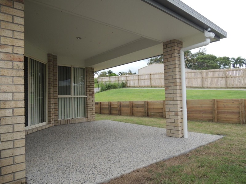 25 Hinze Circuit, Rural View QLD 4740