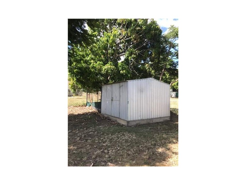 16 Lawrence Street, Moranbah QLD 4744