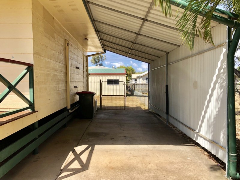 43 Donovan Crescent, Dysart QLD 4745