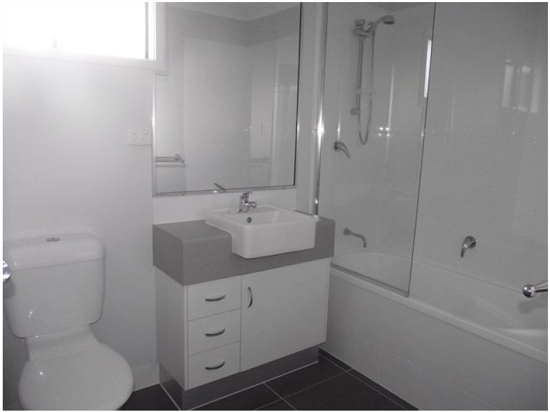 17 Bushlark Drive, Moranbah QLD 4744