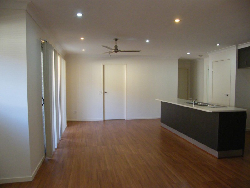 13B Koala Tce, Moranbah QLD 4744