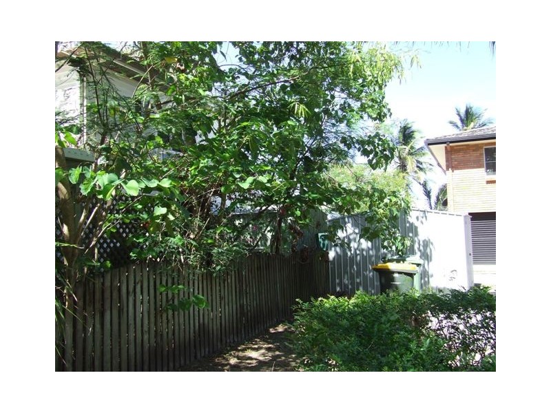 62 Bourke Street, Blacks Beach QLD 4740