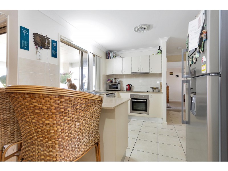 62 Schooner Avenue, Bucasia QLD 4750