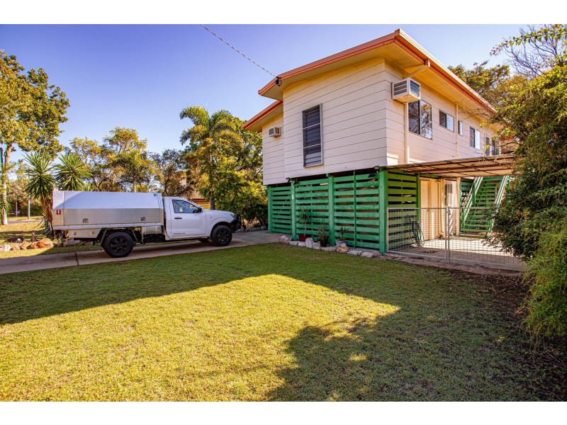 5 Yeates Street, Moranbah QLD 4744