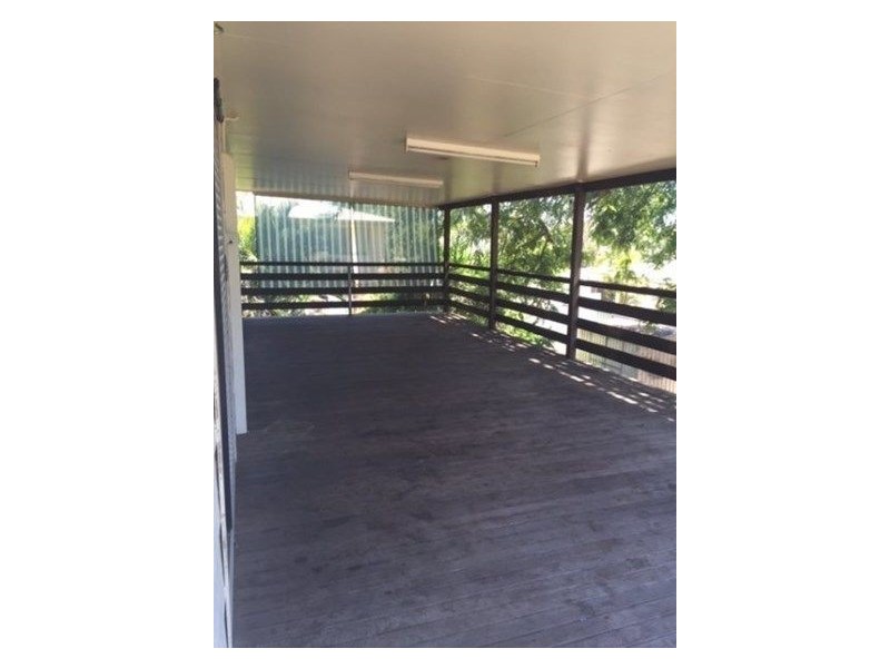 5 Yeates Street, Moranbah QLD 4744
