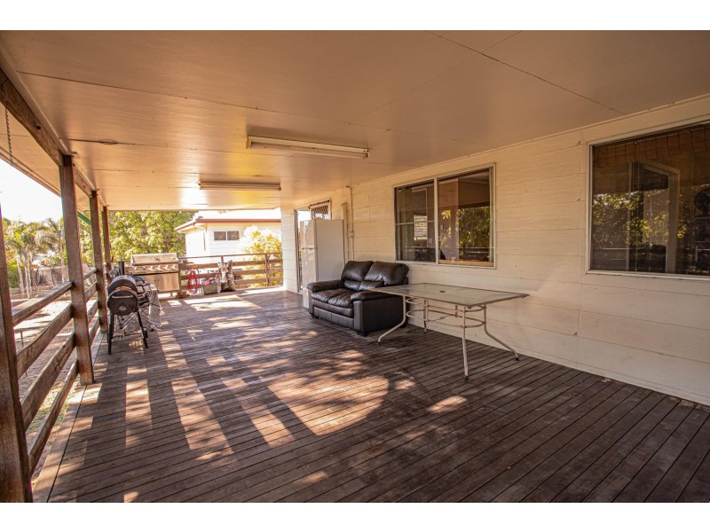 5 Yeates Street, Moranbah QLD 4744