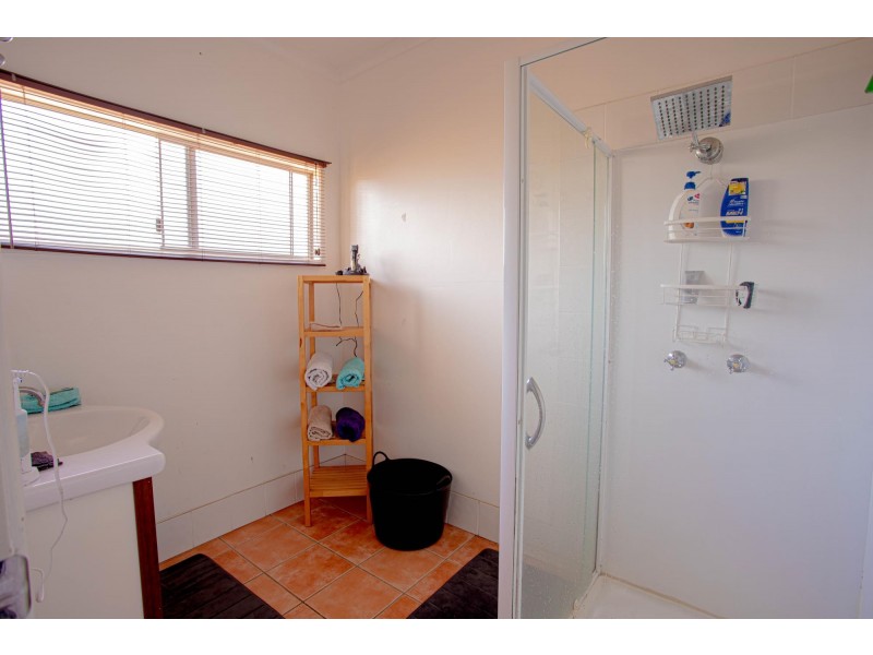 5 Yeates Street, Moranbah QLD 4744