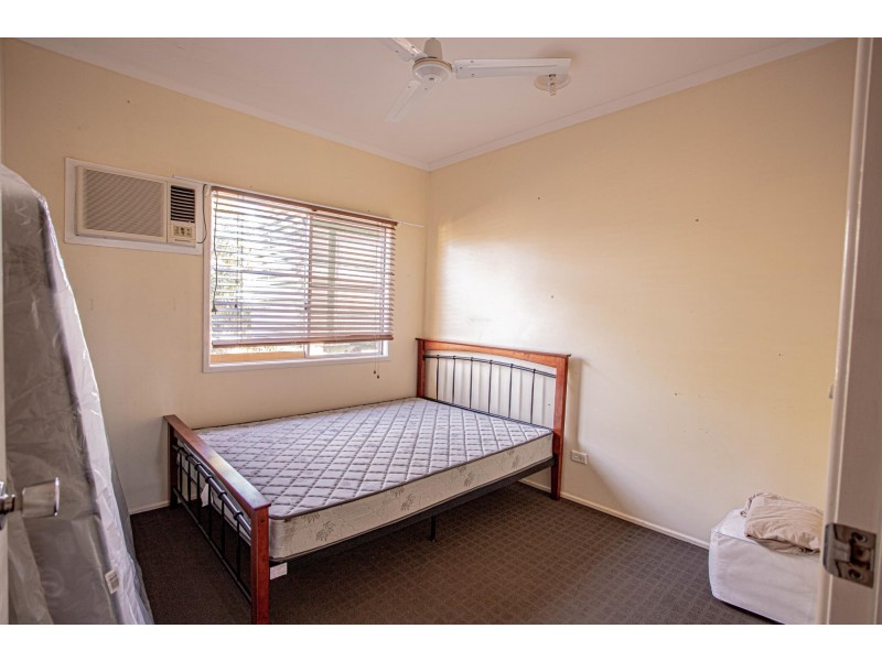5 Yeates Street, Moranbah QLD 4744