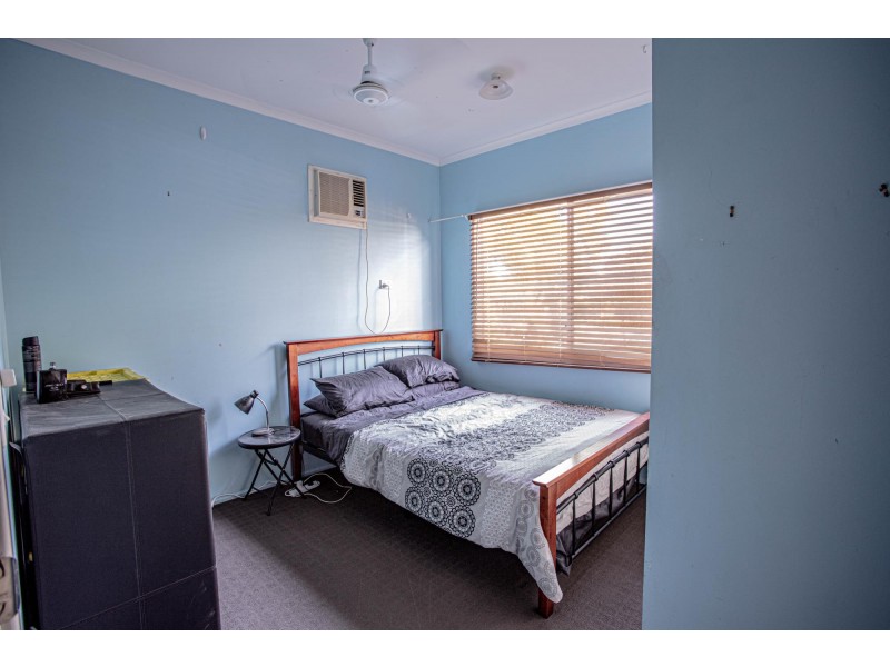 5 Yeates Street, Moranbah QLD 4744