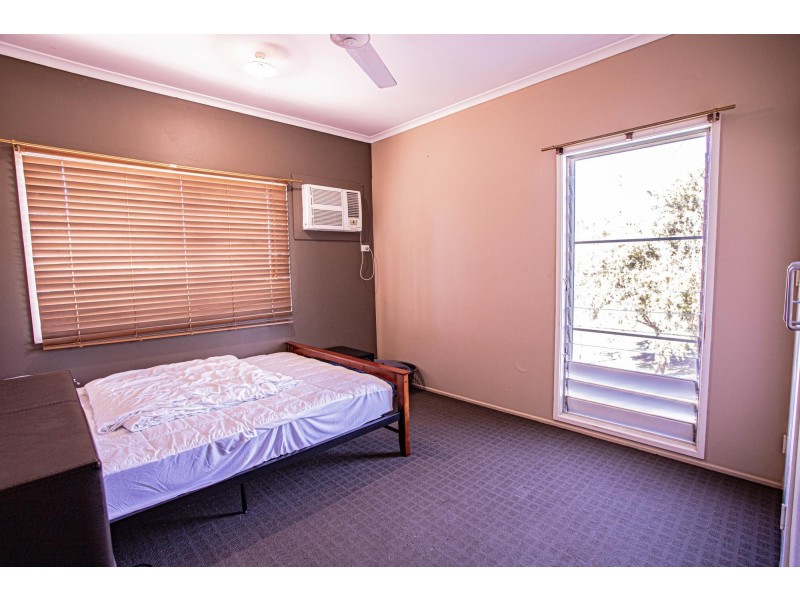 5 Yeates Street, Moranbah QLD 4744
