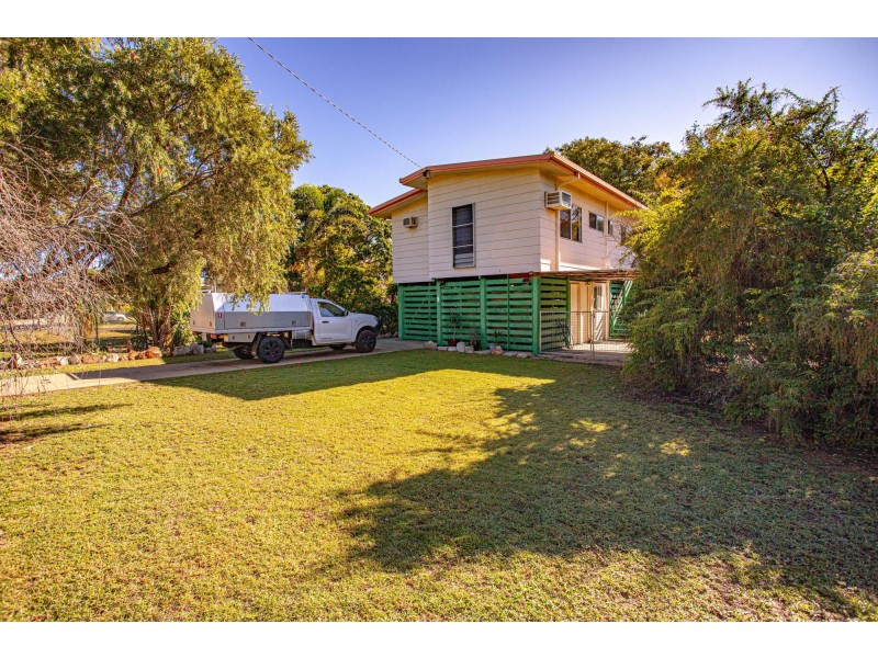 5 Yeates Street, Moranbah QLD 4744