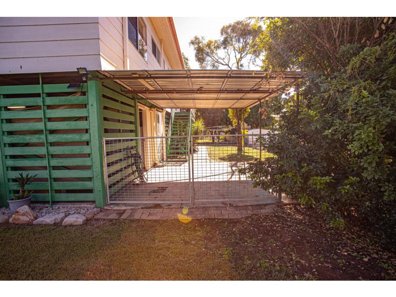 5 Yeates Street, Moranbah QLD 4744